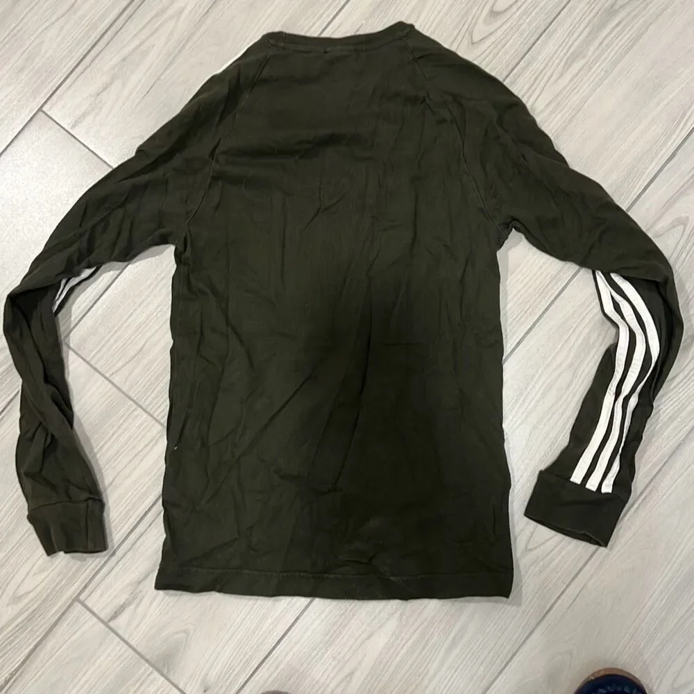 Adidas green‎ long sleeve size xs with white stripes